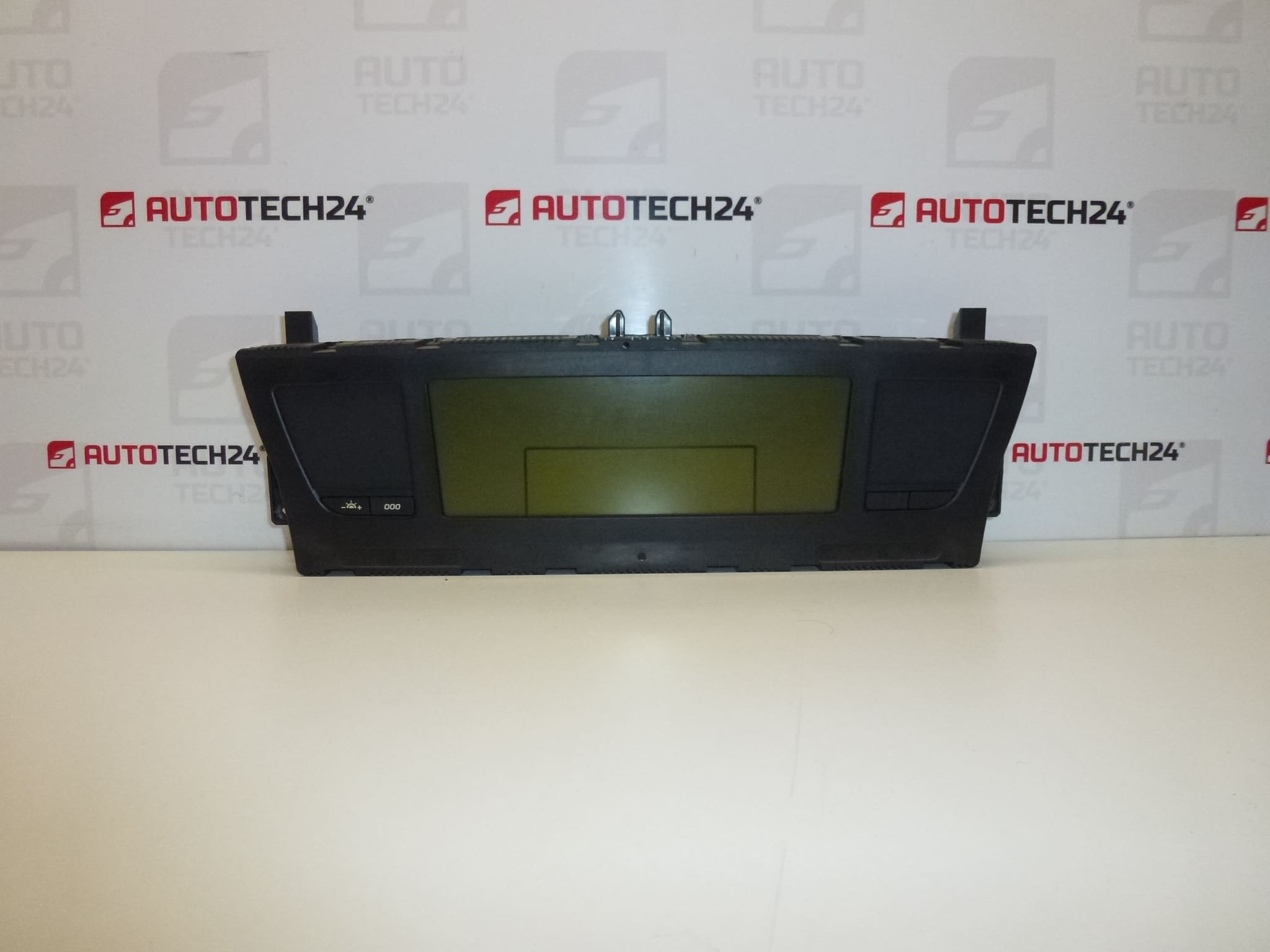 Ταχύμετρο Citroën C4 Picasso χιλιόμετρα 205 χιλ. χλμ. 9666704380 -A-00 6103KV