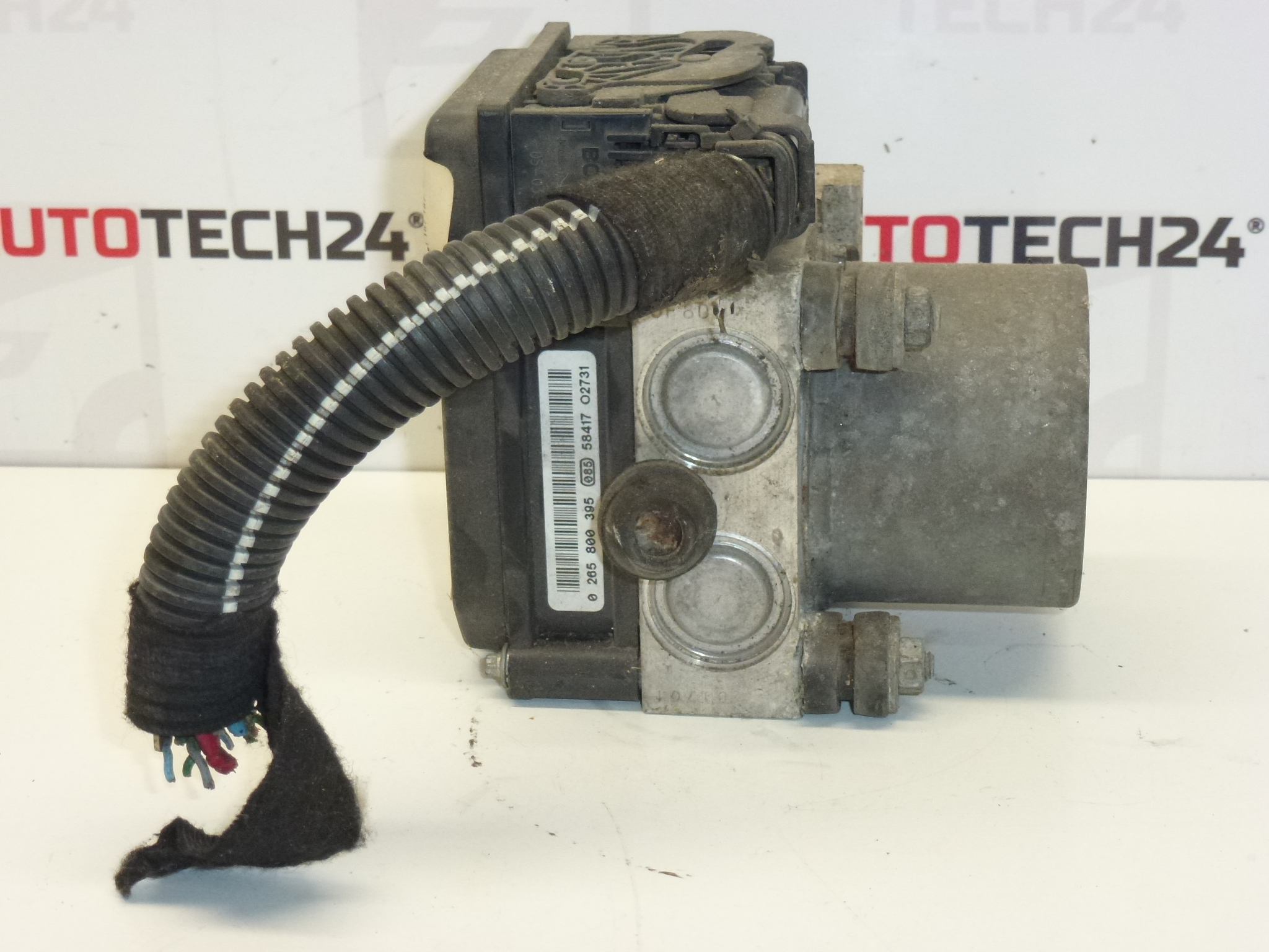 Αντλία ABS + καλωδίωση Citroën C4 Peugeot 307 9657352780 4541J1