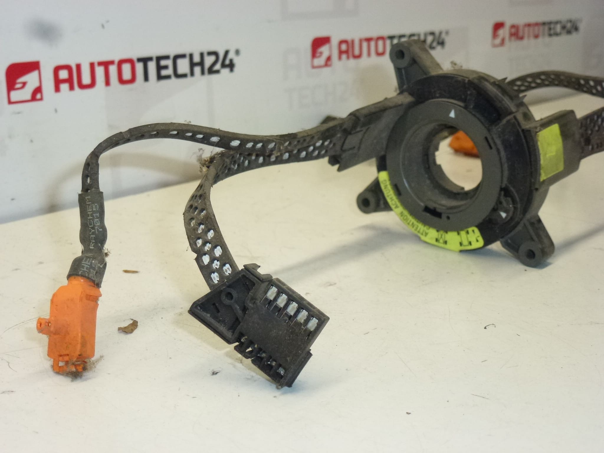 Ο αναστρέψιμος διακόπτης Citroën Peugeot 9627442580 4112X7 - Image 2