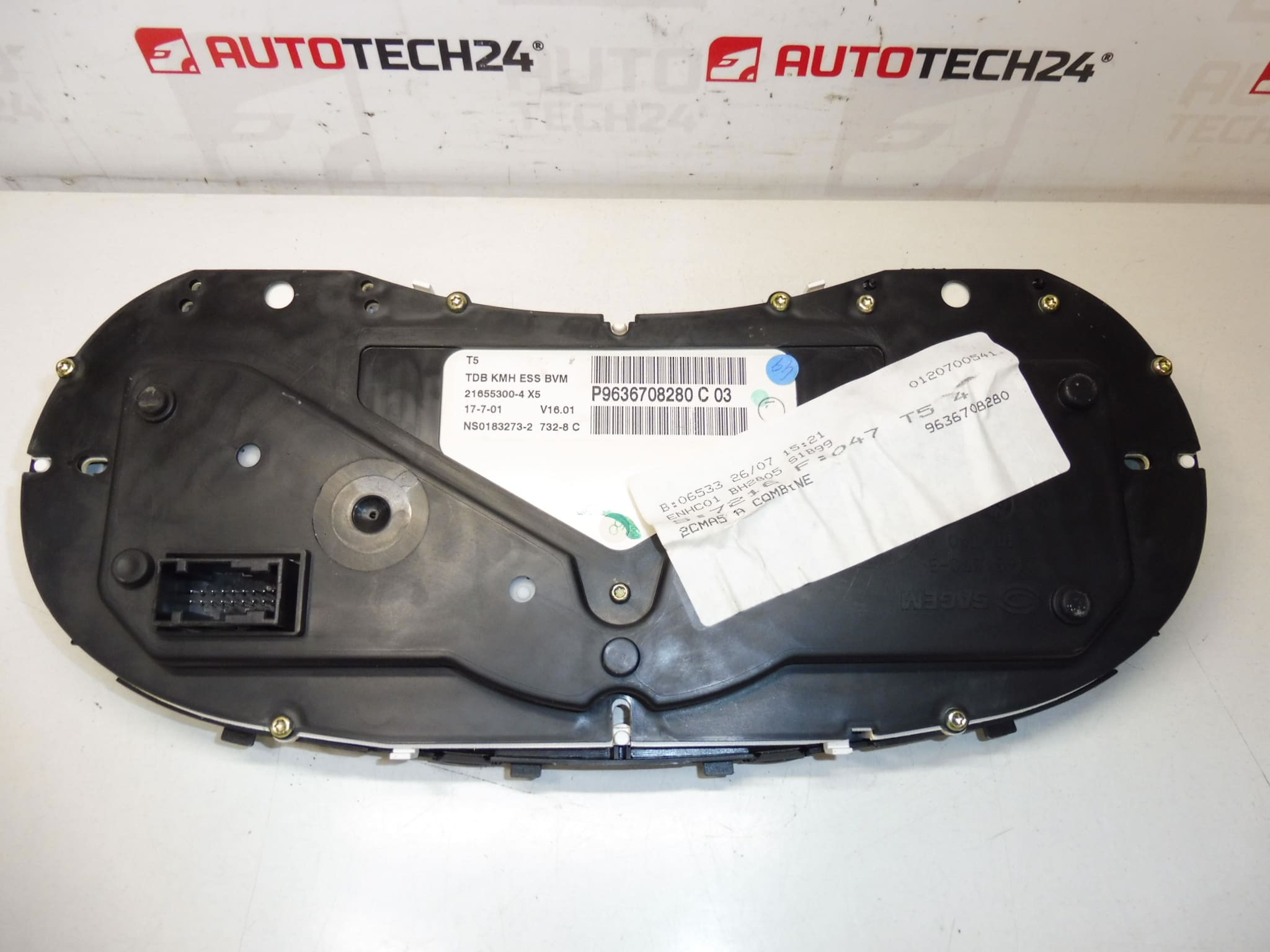 Πίνακας οργάνων Peugeot 307, 198.000 χλμ., 9636708280, 6103F7 - Image 2