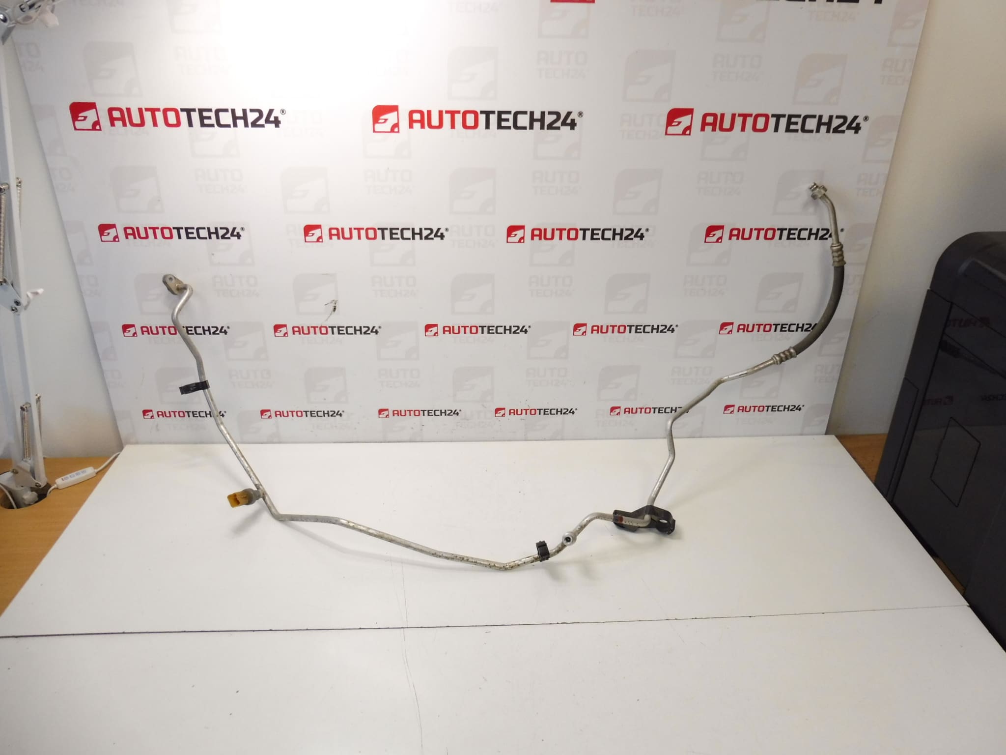 Σωλήνας κλιματισμού Citroën C-ELYSEE Peugeot 301 9676996380