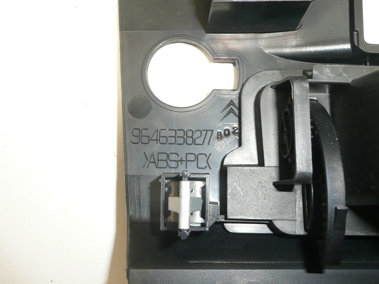 Κεντρικό πλαίσιο Citroën C4 9646338277 8212TF