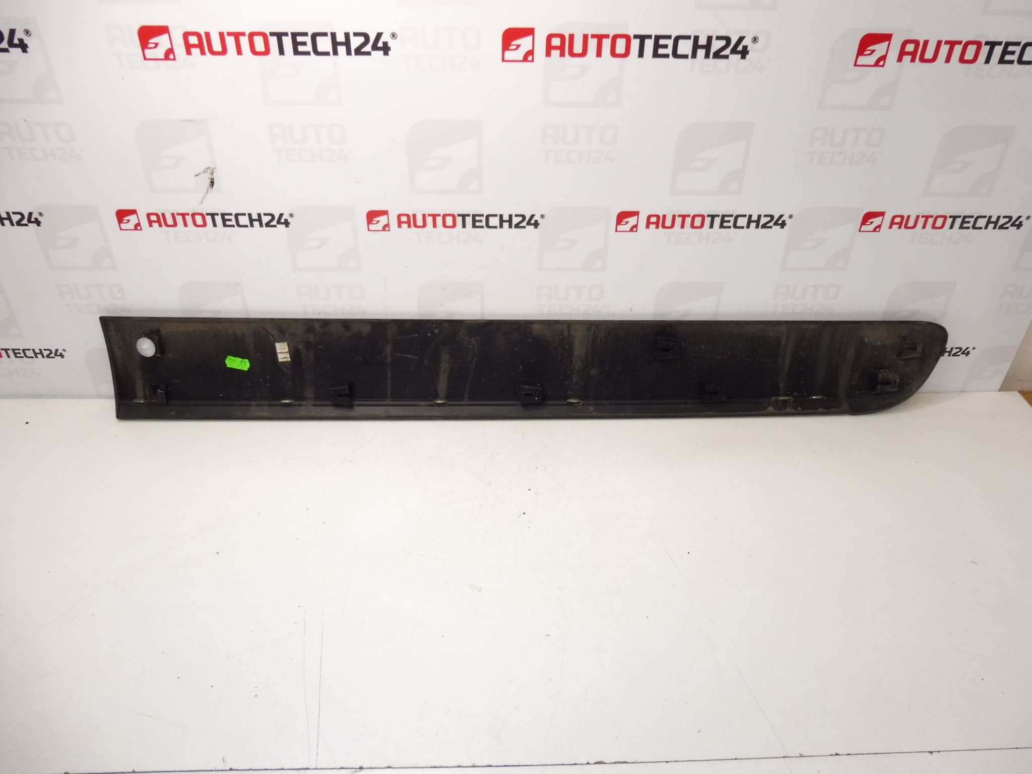 Λωρίδα δεξιάς εμπρόσθιας πόρτας Σιτροέν C3 Πικάσο 9686338177 8545HK - Image 2