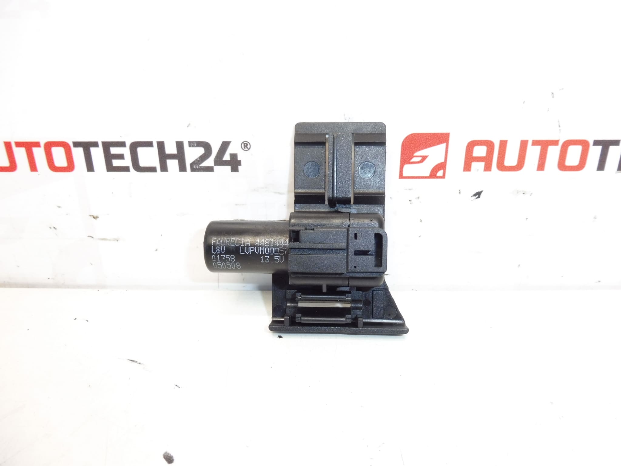 Δονητής Afil στο Citroen Peugeot Faurecia 4481444 Seat