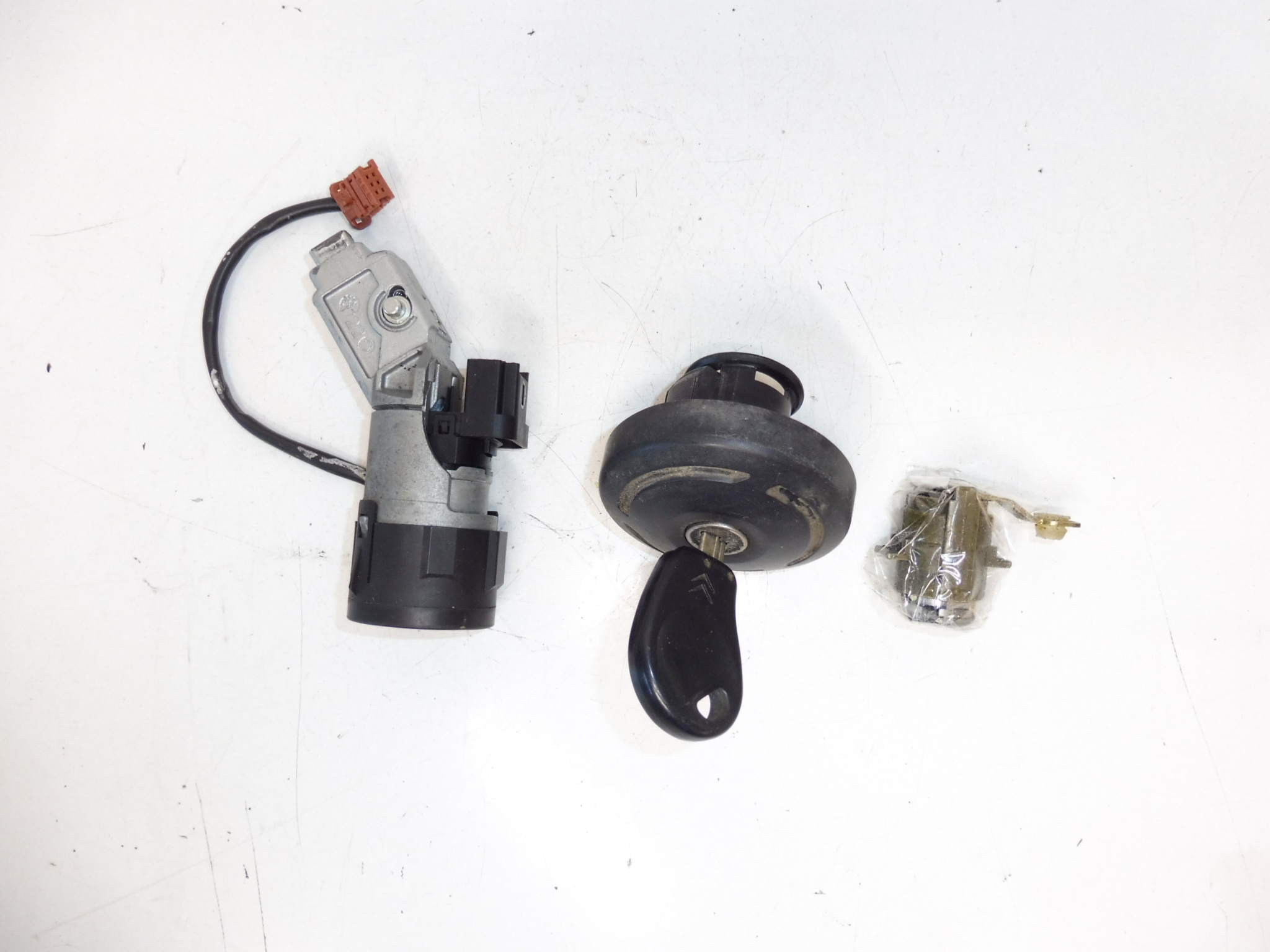 Συσκευασία Κλειδαριών + 1 Κλειδί Citroën C5 05-07 4162HE