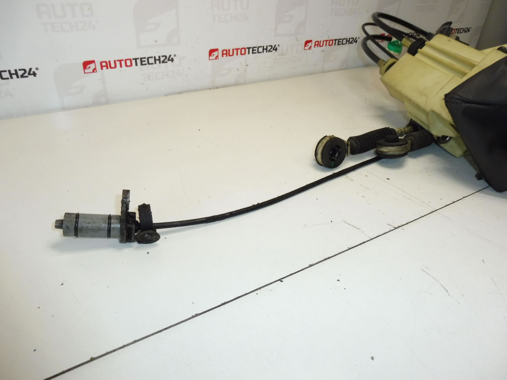 Μηχανισμός Λεβιέ Ταχυτήτων 6 Ταχυτήτων Citroën Peugeot 2400P7 2444X8 241059 - Image 2