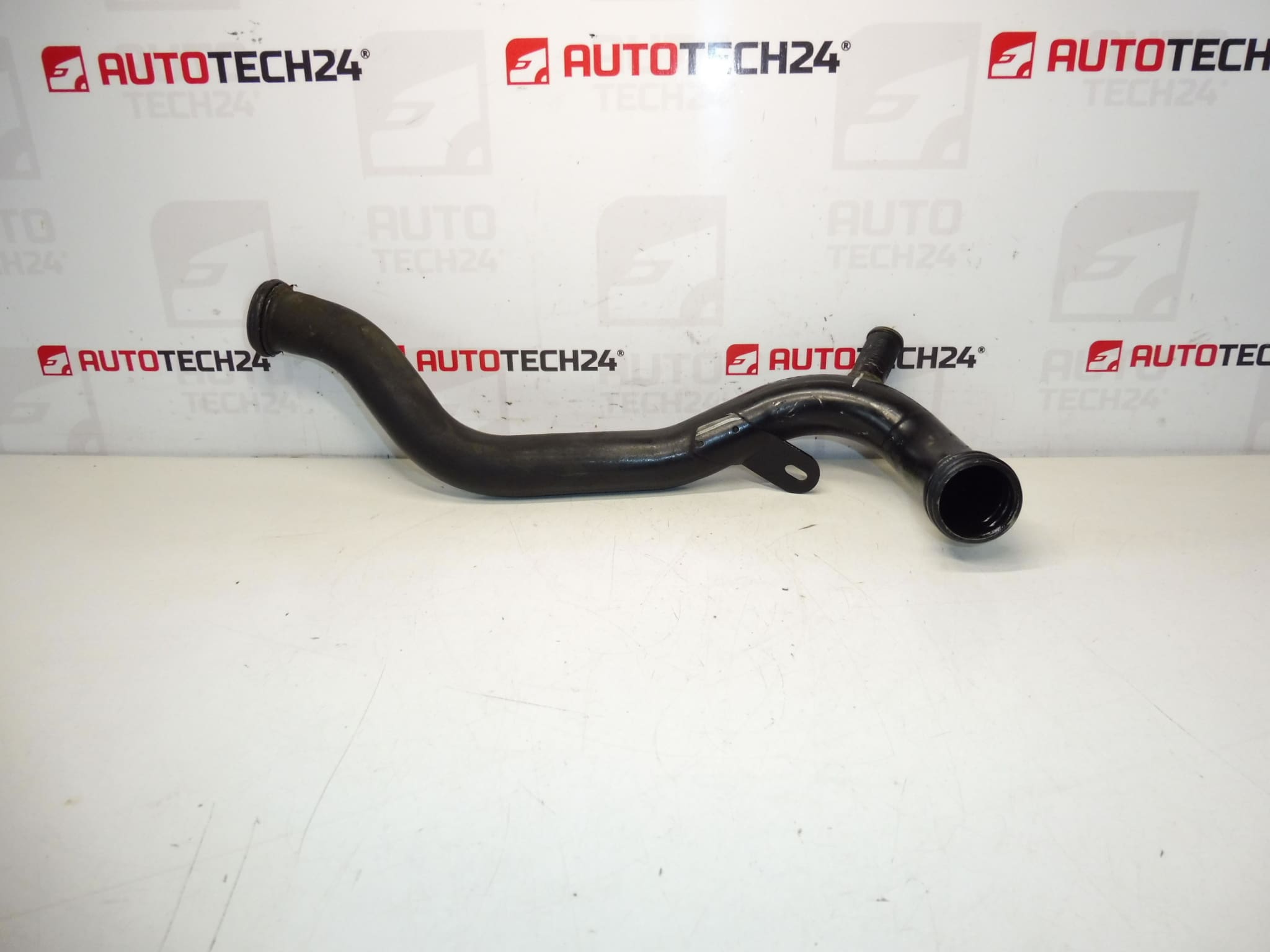 Εύκαμπτος σωλήνας υγρού αντλίας 1.8 16V και 2.0 16V Citroën Peugeot 1341F9