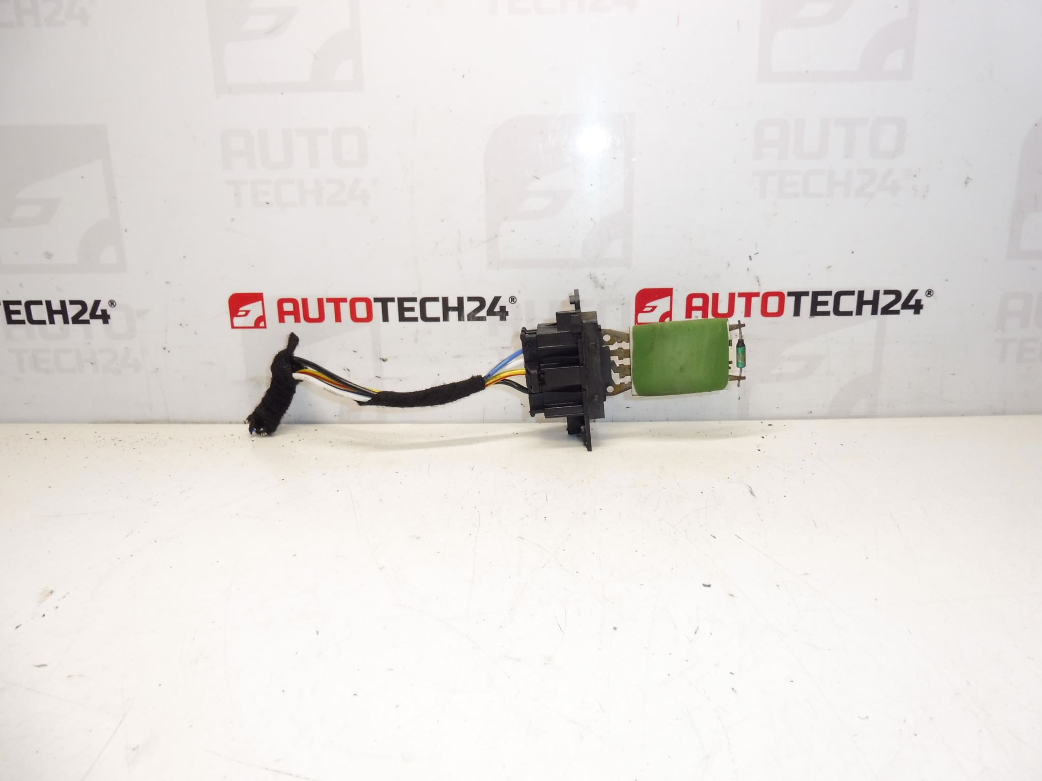 Ελεγκτής ταχύτητας ανεμιστήρα + Citroën Peugeot 648055