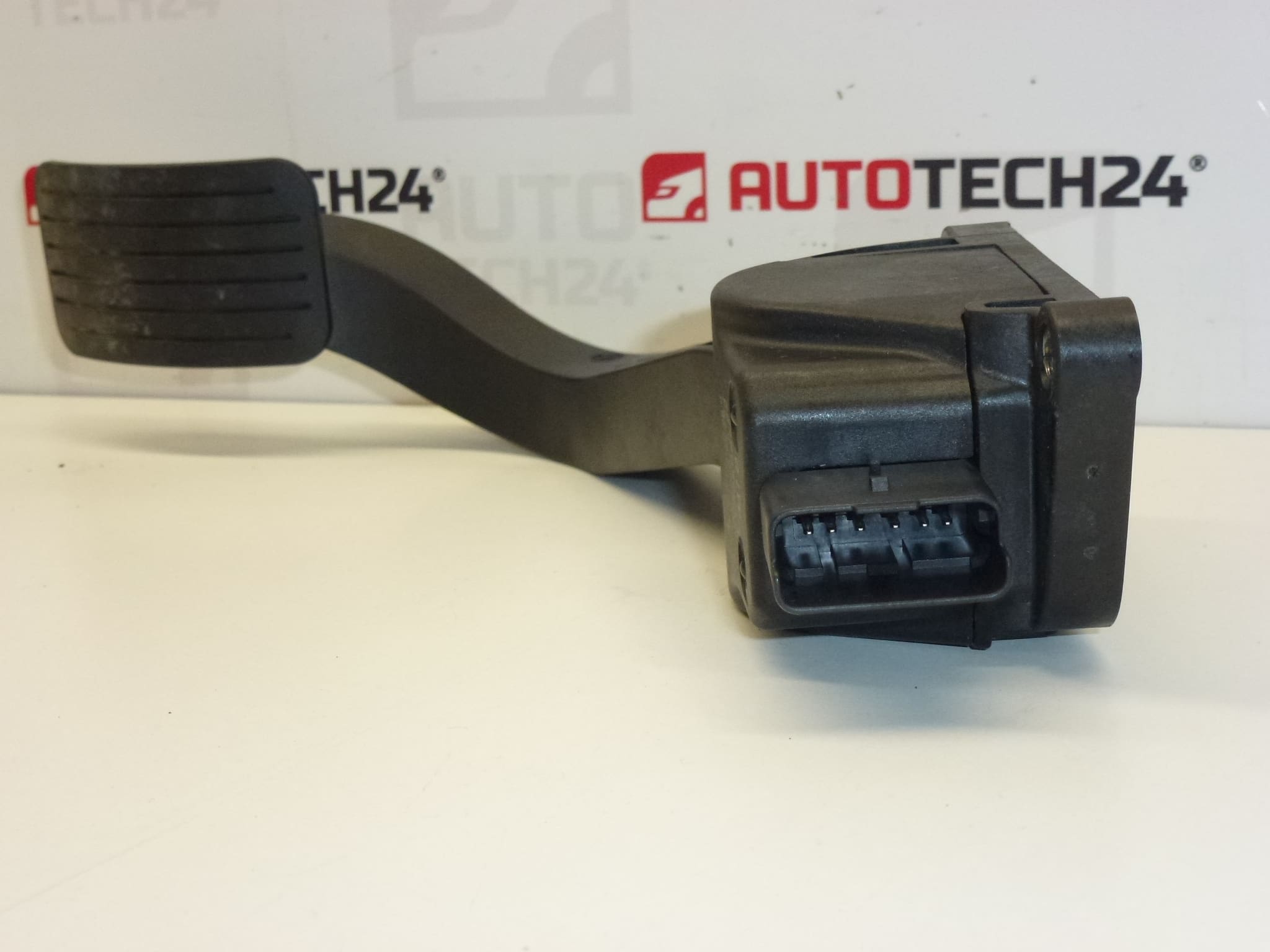 Πεντάλ γκαζιού Citroën Peugeot Bosch 0280755167 9671416880 1601EA