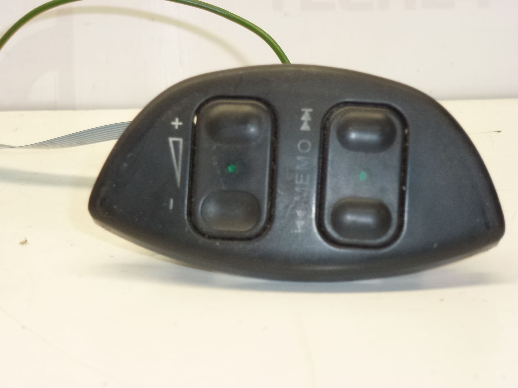 Ραδιοχειριστήριο στο τιμόνι Citroën Peugeot 4112FA - Image 2