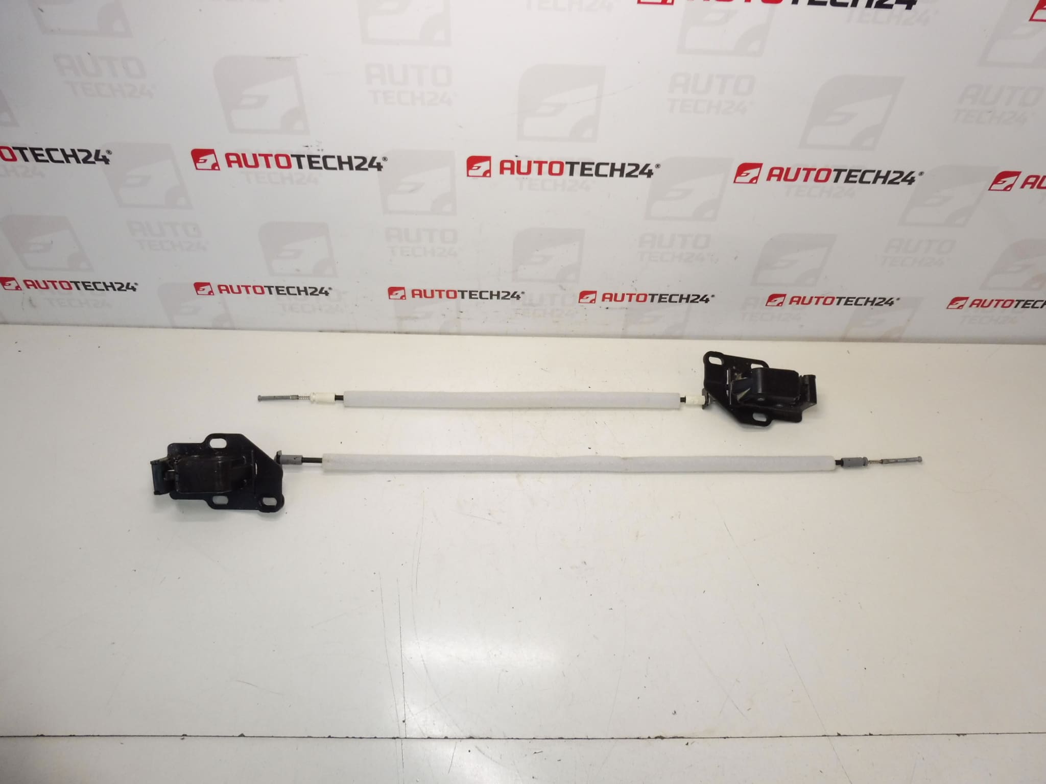 Σετ δεξιά πίσω κλειδαριές 5. Citroën Berlingo III 8719F9 8719E4 Πόρτες