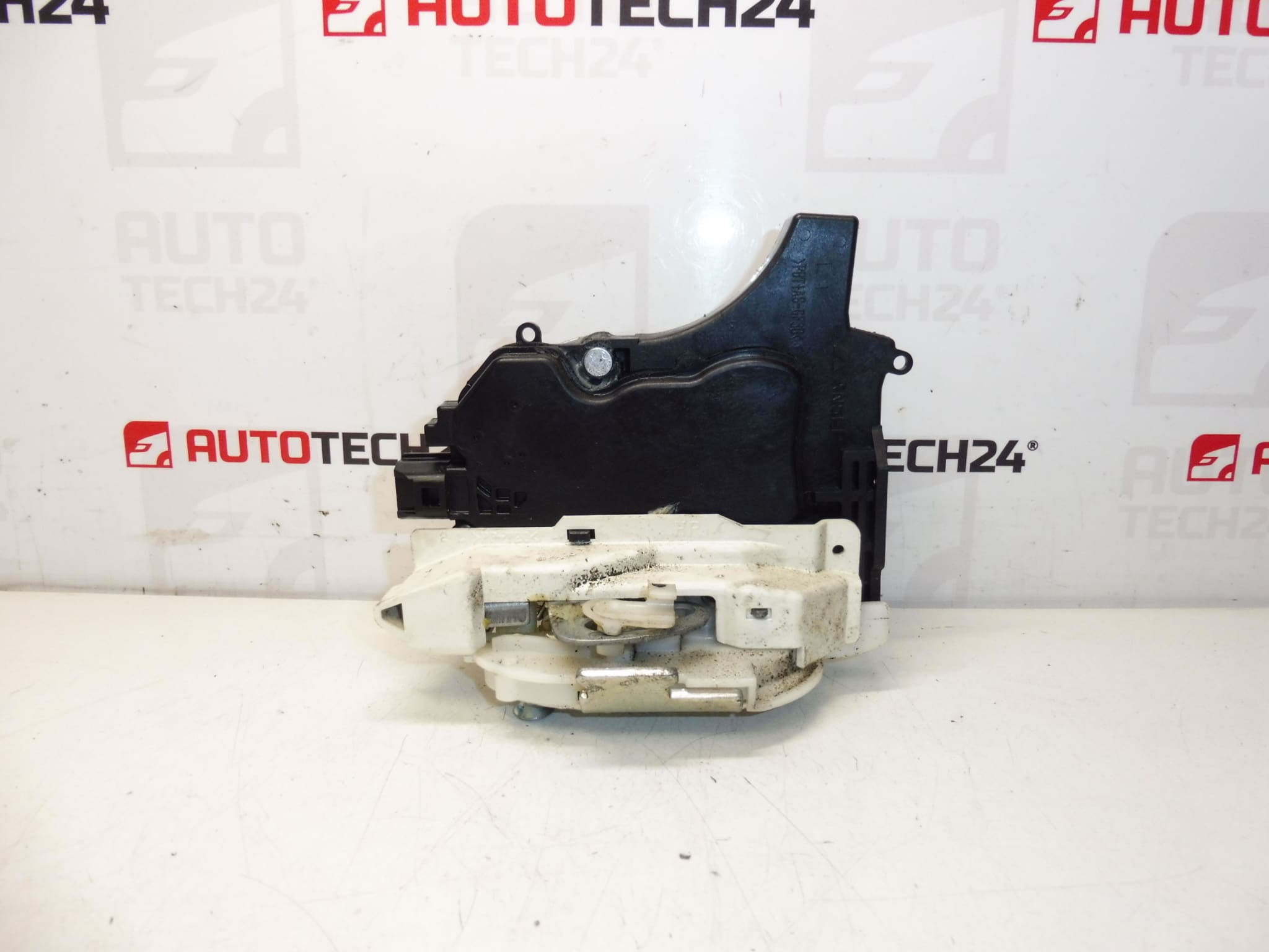 Αριστερή πίσω πόρτα κλειδαριά Citroën C-Crosser Peugeot 4007 9137N0