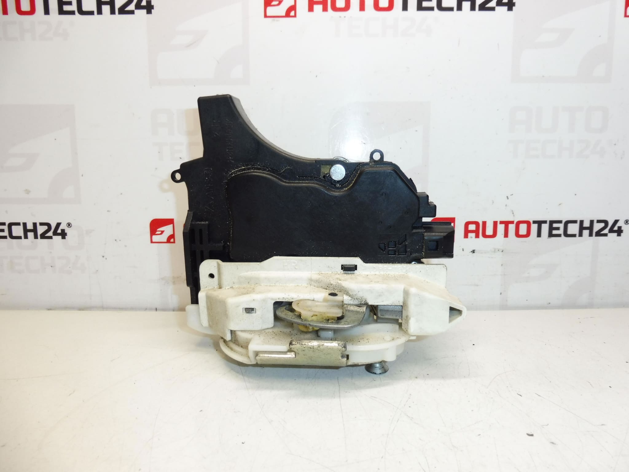 Citroën C-Crosser Peugeot 4007 9138Q6 κλειδαριά πίσω πόρτας