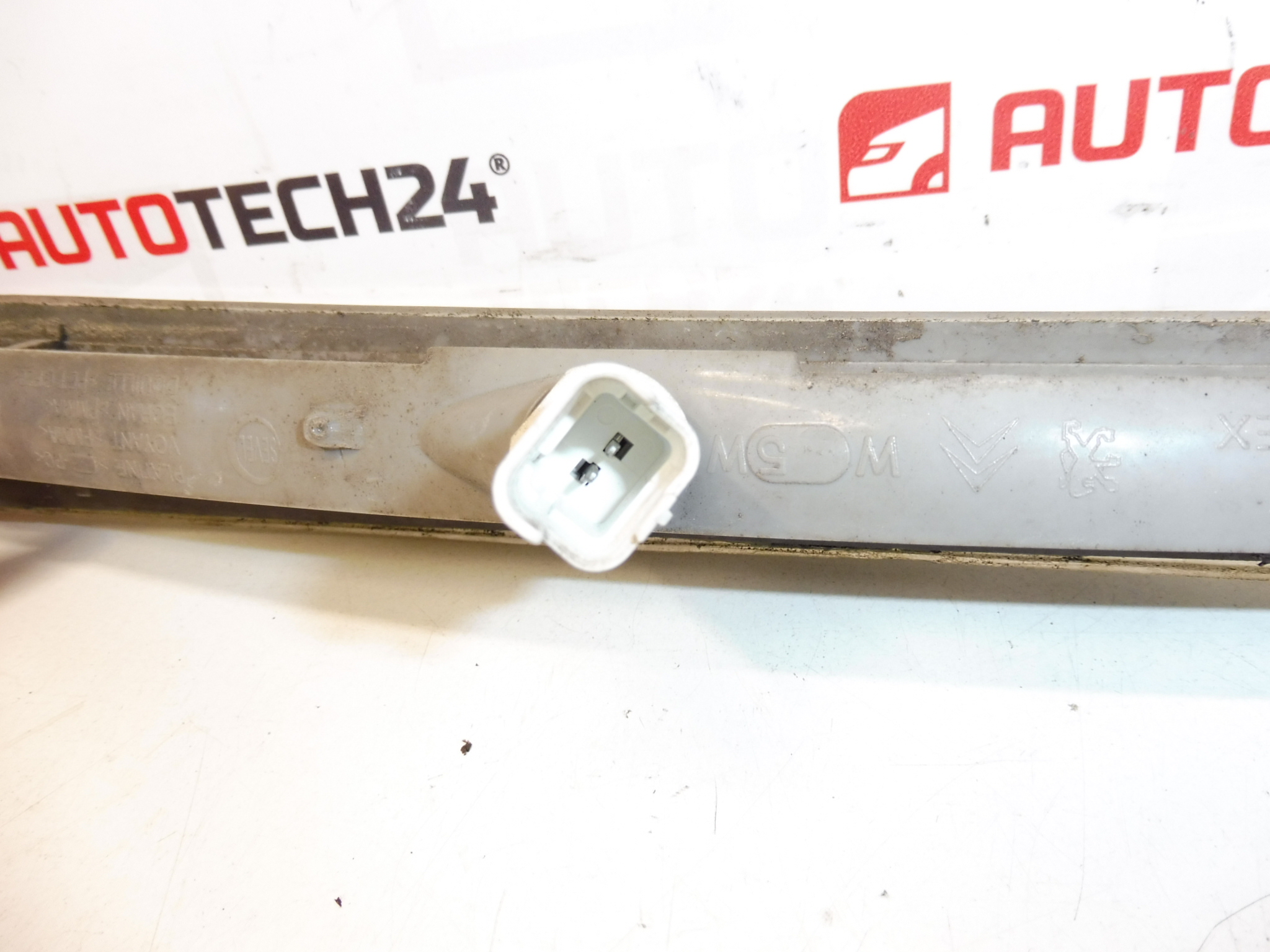 Δεξιά προβολέας Peugeot 807 630397