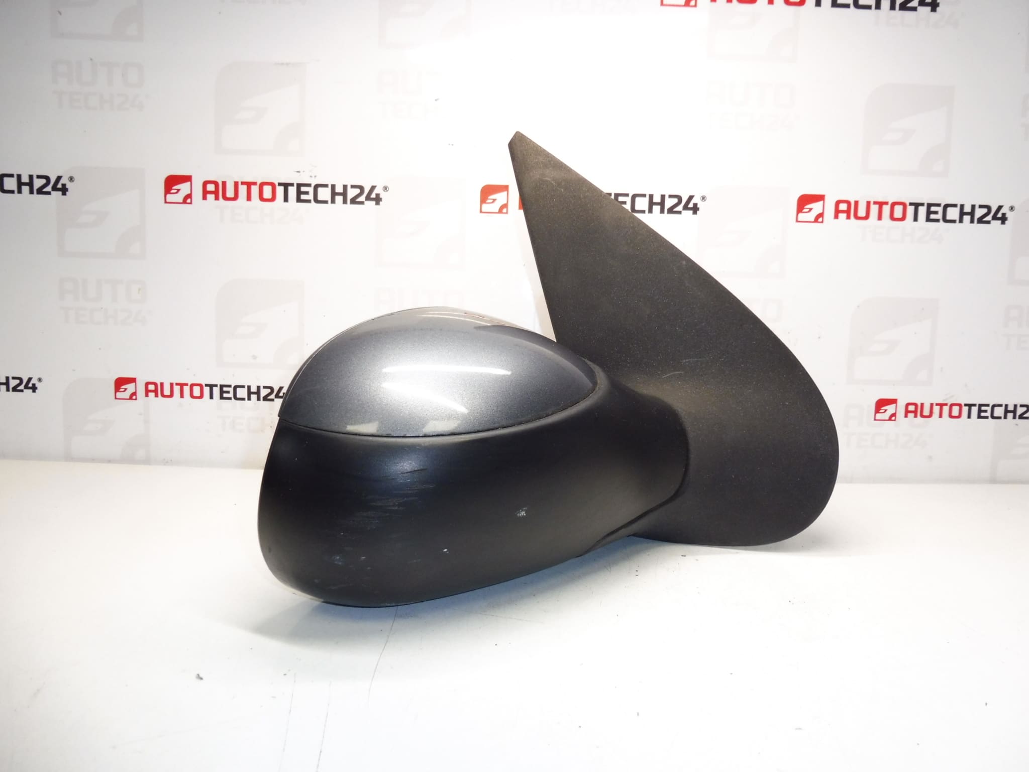 Δεξιός καθρέφτης Peugeot 206 KTH 96437171XT 8148XY