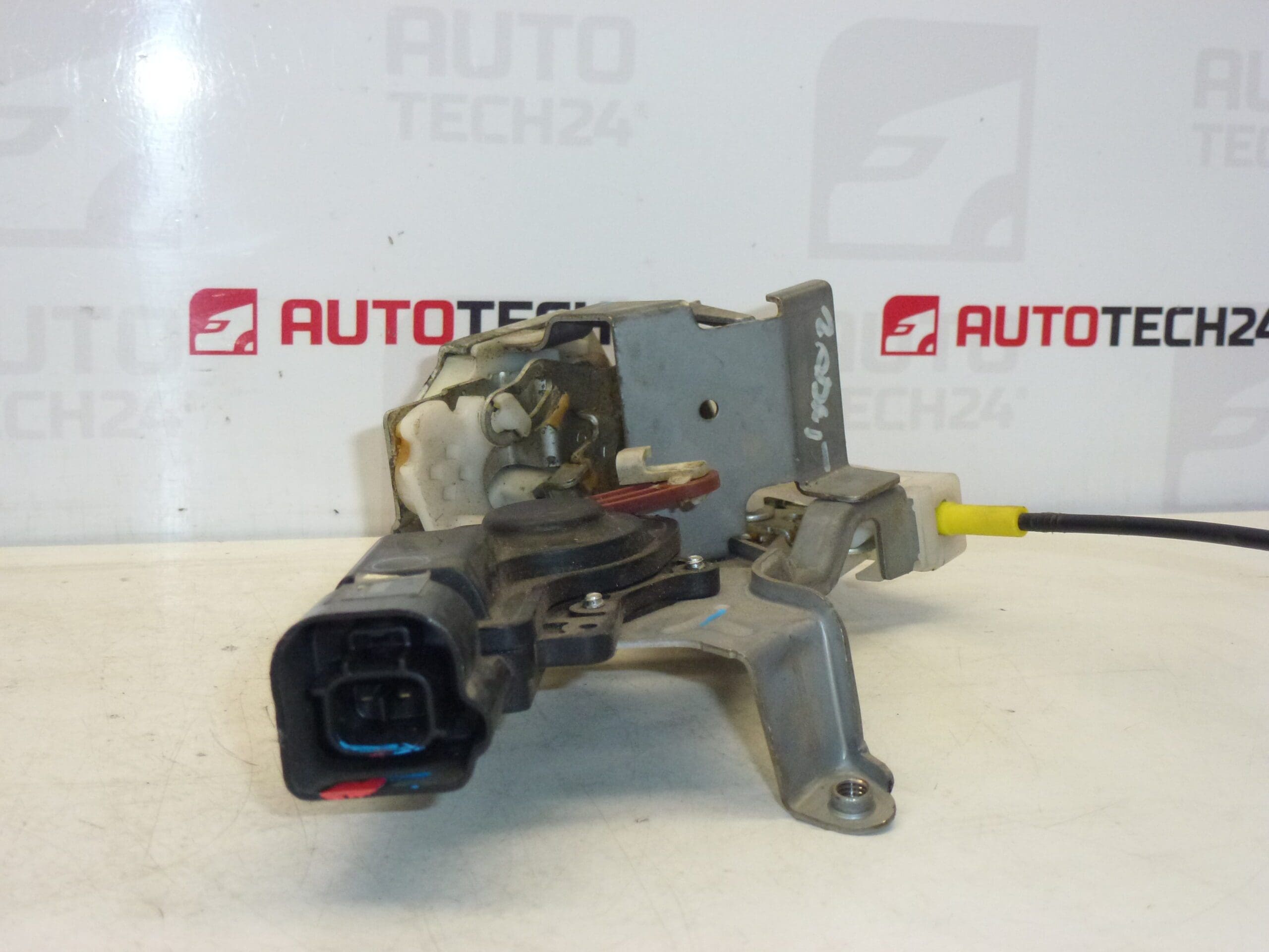 Κλειδαριά πίσω δεξιά πόρτα Citroën C1 Peugeot 107 9138G7