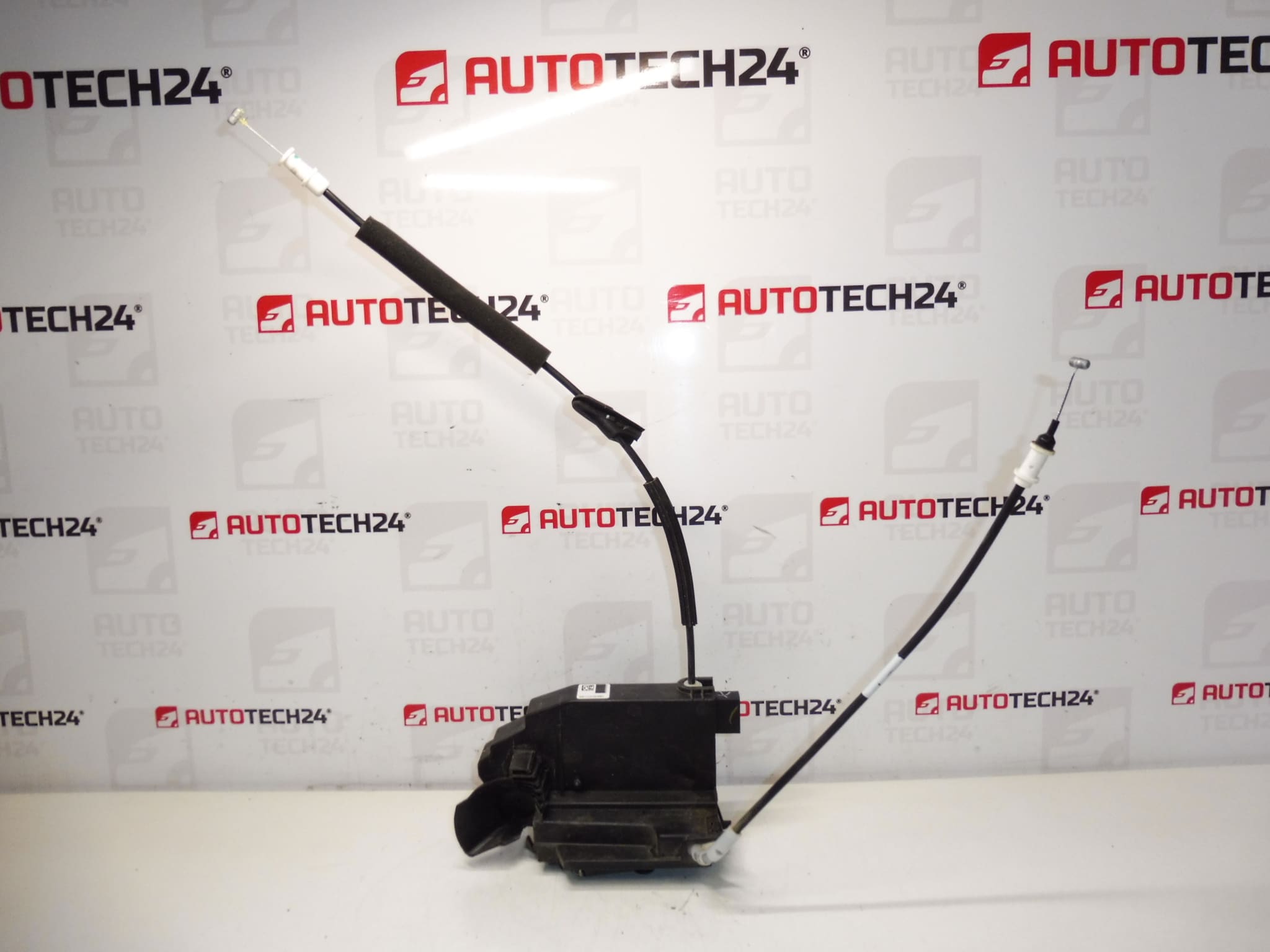 Κλειδαριά πόρτας συνοδηγού δεξιά Peugeot 308 T9 9810309380