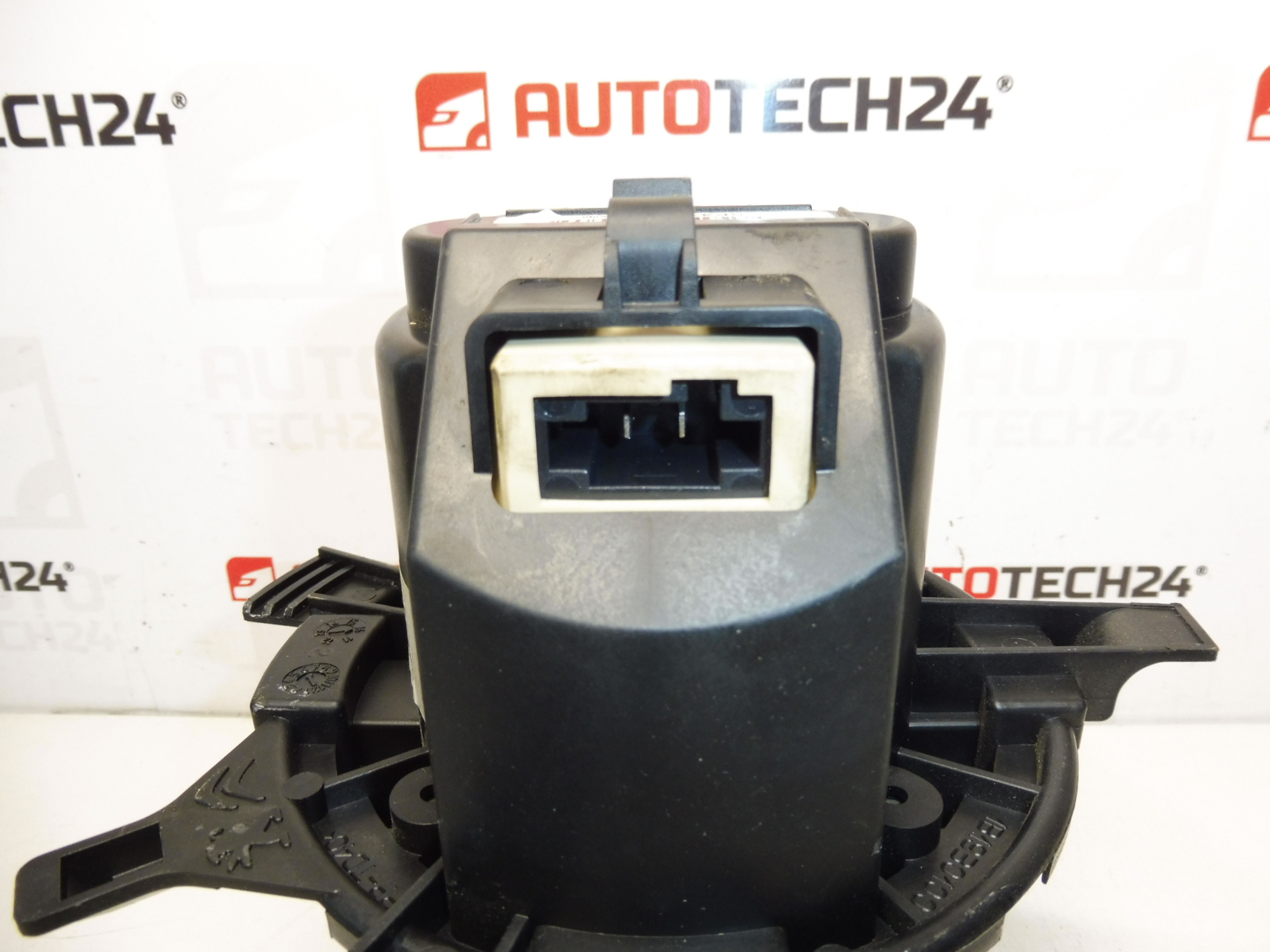 Denso Citroën C-Elysee Peugeot 301 1609170880