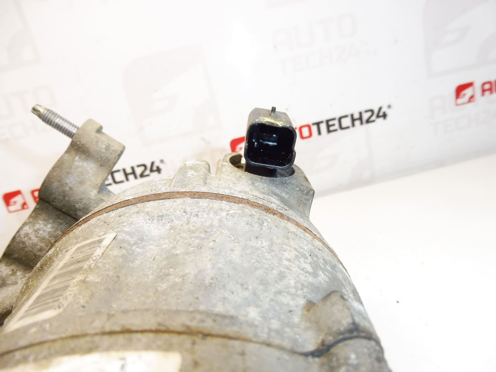 Συμπιεστής κλιματισμού Valeo 9827528980-02 9827552180-02 1617294480 - Image 2