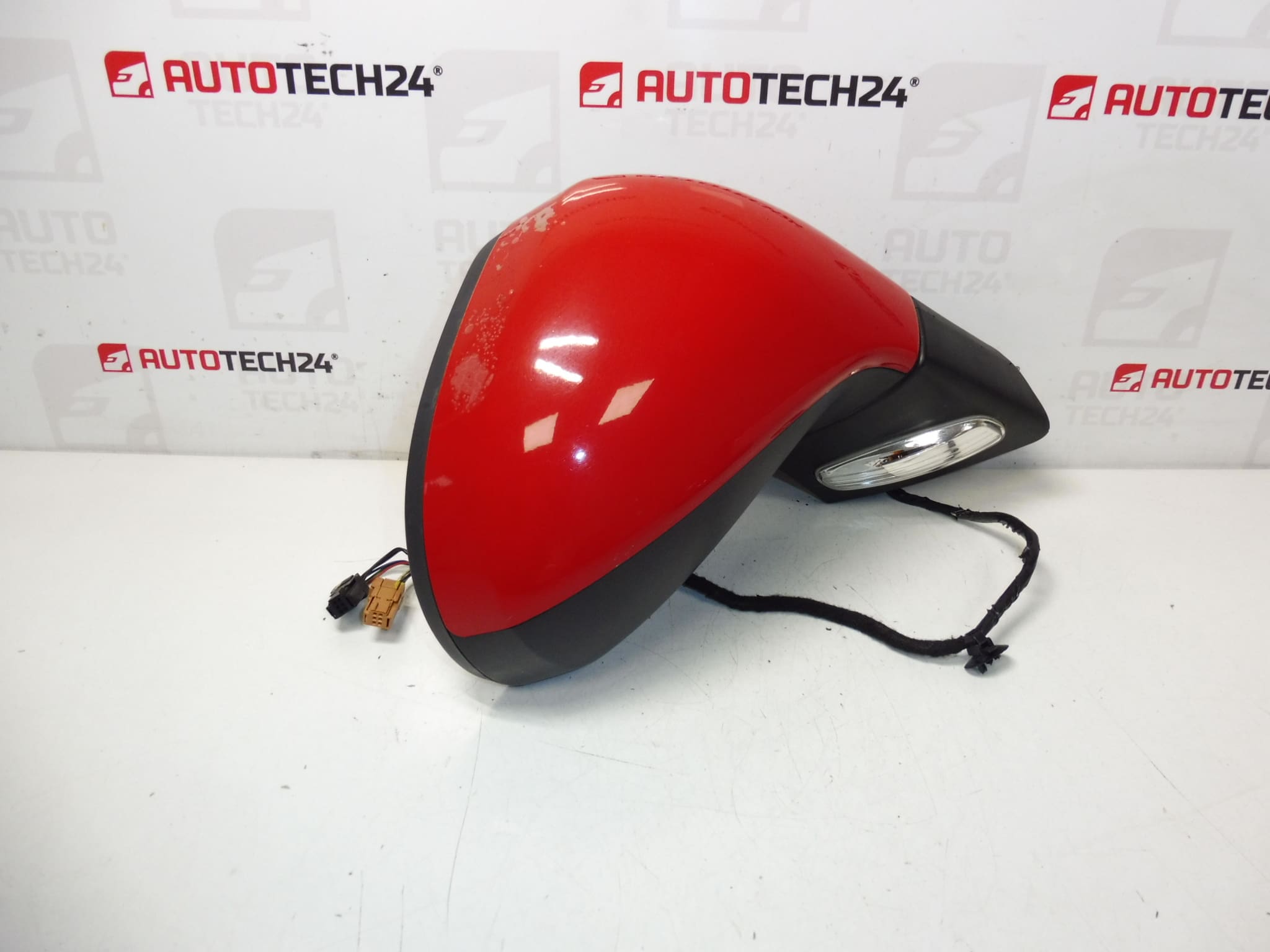 Δεξιός καθρέφτης Peugeot 207 KKN 96806501XT 8149ZH