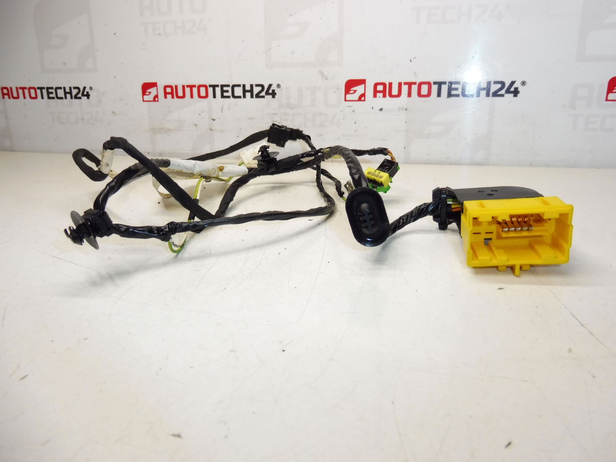 Ζώνη καθίσματος συνοδηγού Peugeot 207 6545GC - Image 2