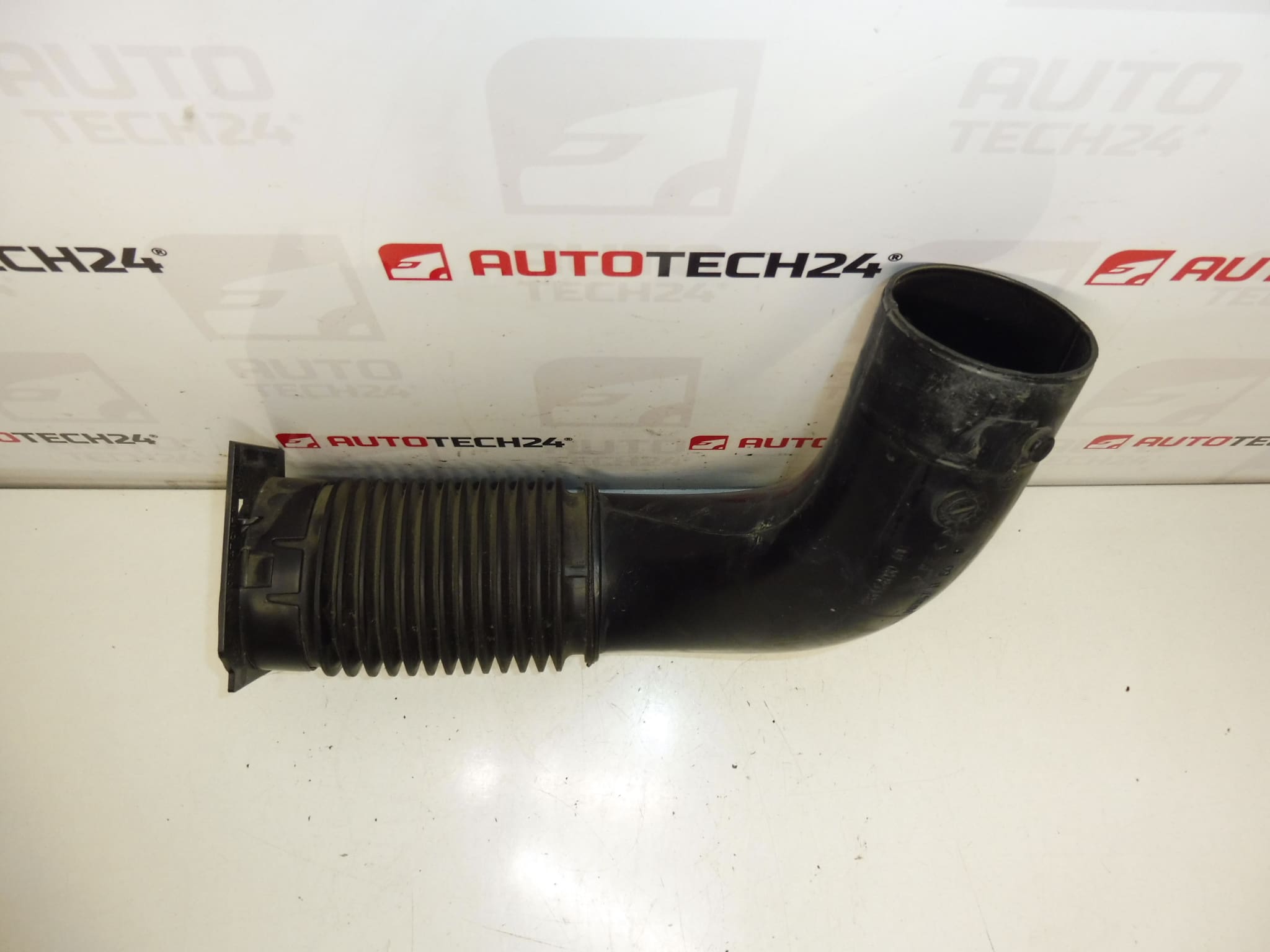 Air tube 1.6 HDI Citroën Peugeot 9680064080 143472 - Image 2