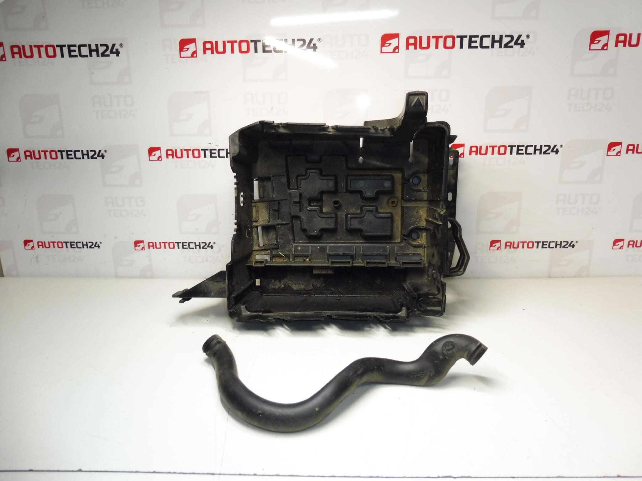 Κουτί μπαταριών Citroën Peugeot 9655321380 6545Y1