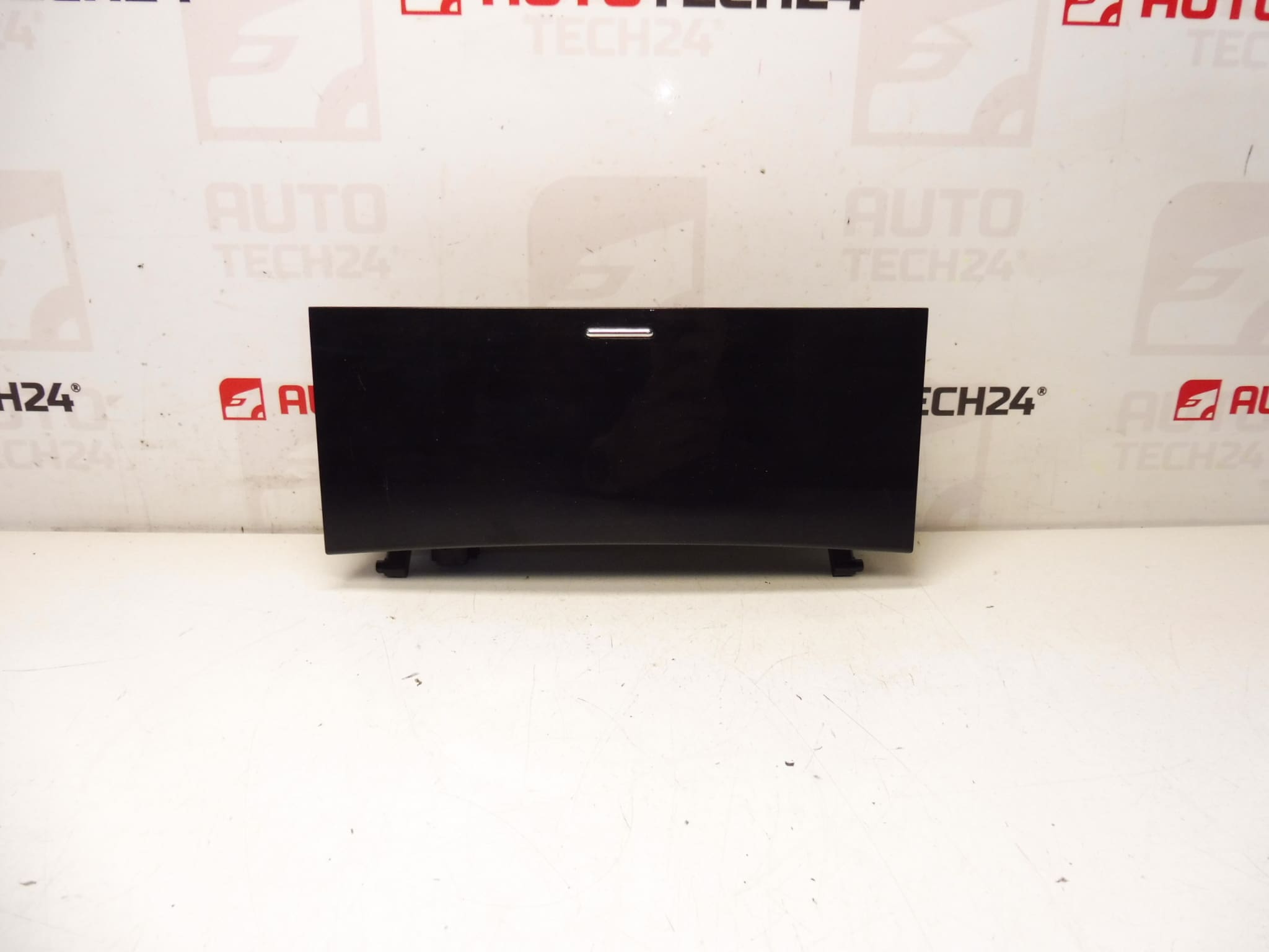 Τασάκι ταμπλό Peugeot 407 8231NW