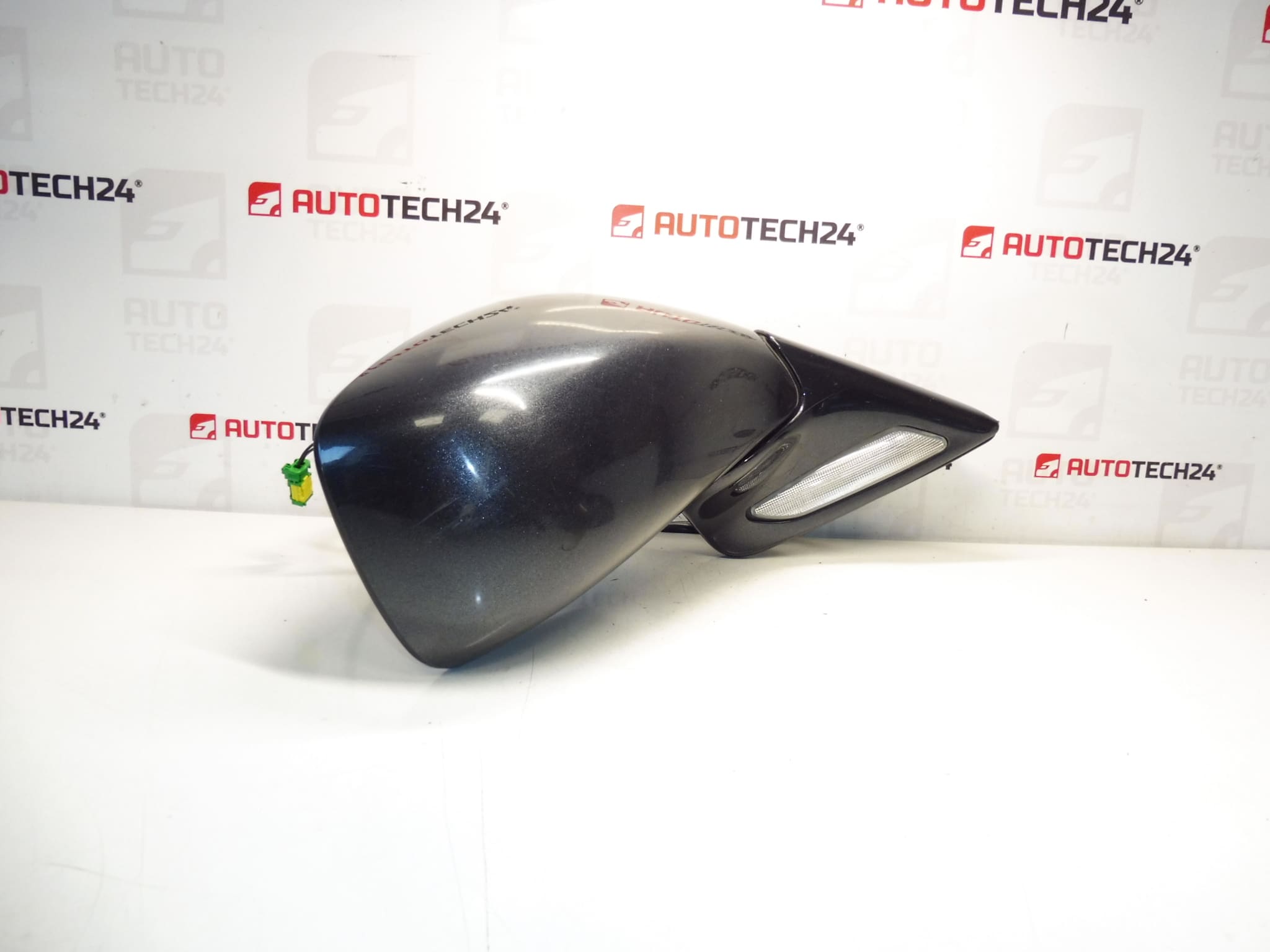 Καθρέπτης πίσω δεξιά EYJC Citroën Peugeot 14009349YJ 8153FV