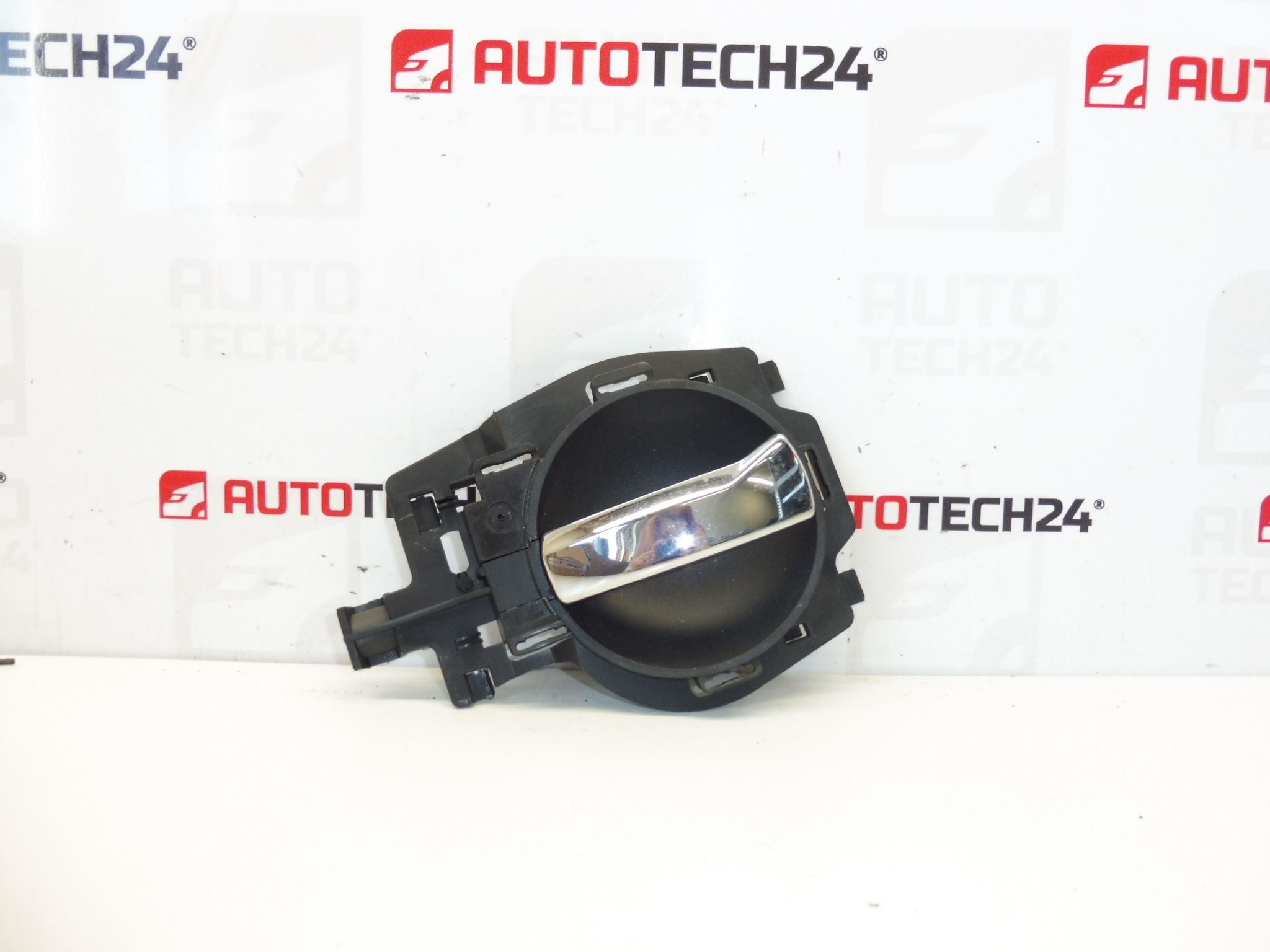Κλείδα αριστερής πόρτας Citroën C2 C3 9680187777 9143N1