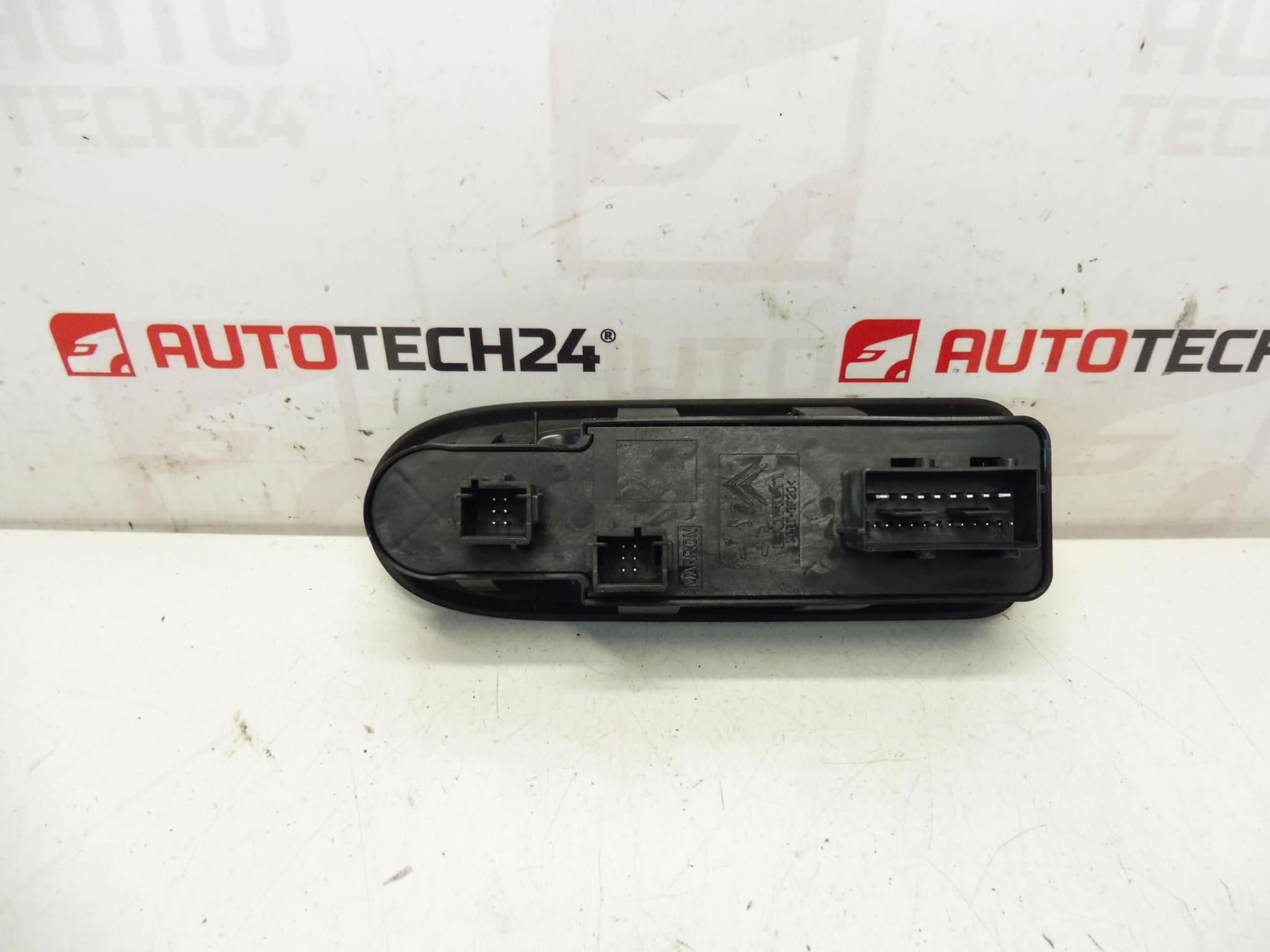 Έλεγχος παραθύρων και καθρεφτών Citroën C3 II 96652236XT 6490AZ - Image 2