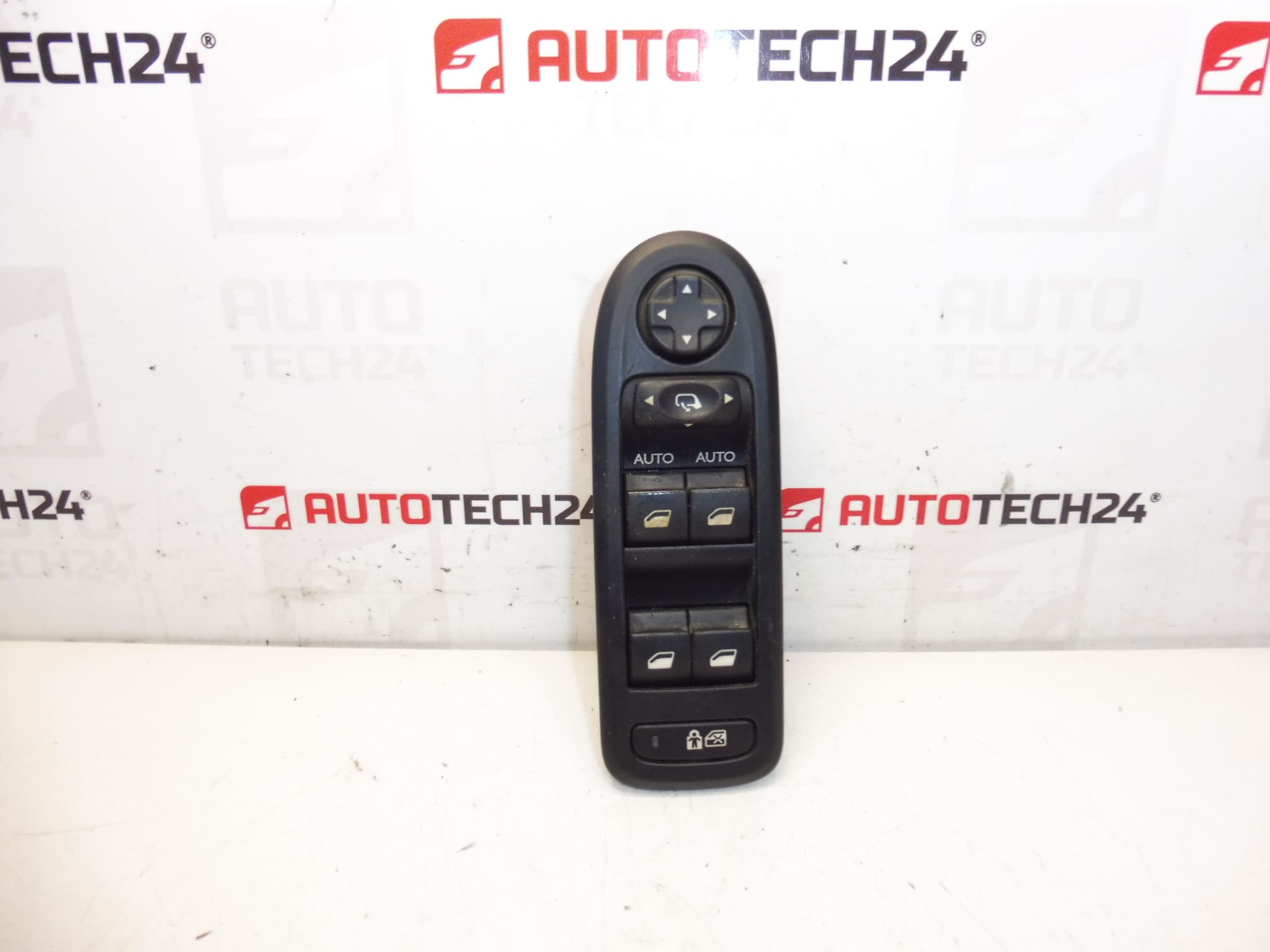 Έλεγχος παραθύρων και καθρεφτών Citroën C3 II 96652236XT 6490AZ