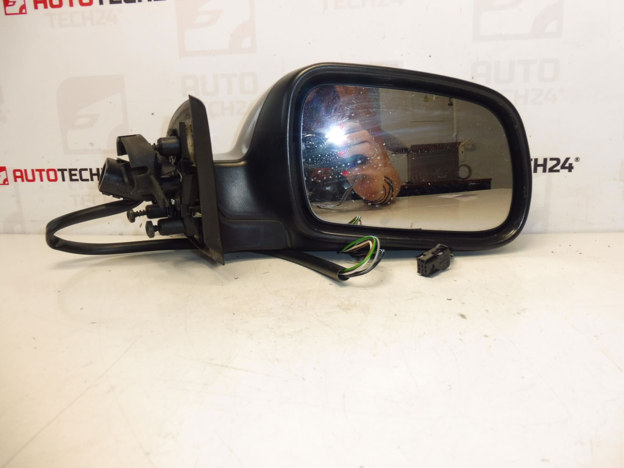 Δεξιός καθρέφτης Peugeot 307 EZAC 8149AX - Image 2