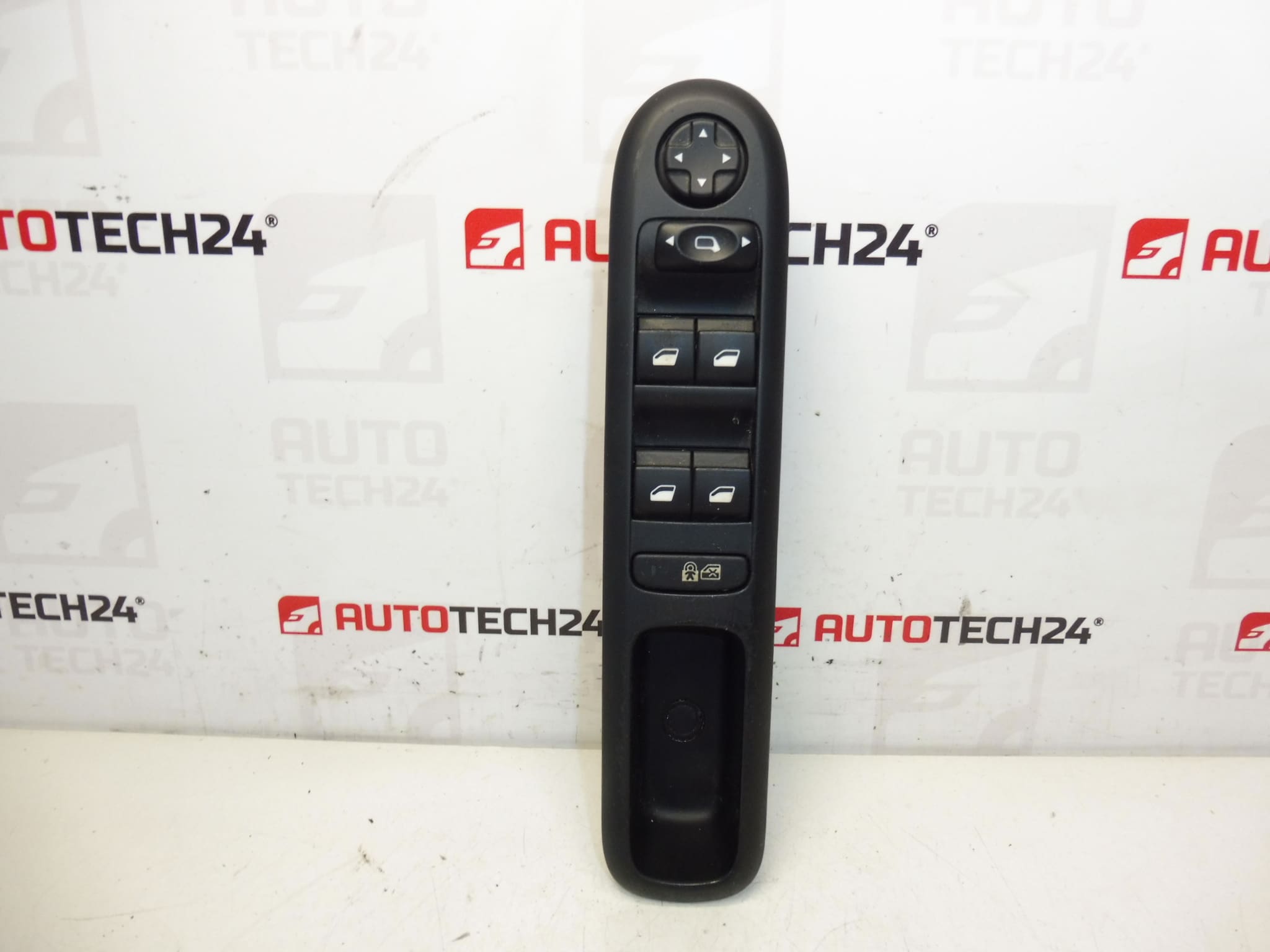 Έλεγχος παραθύρων και καθρεφτών Peugeot 3008 5008 96650620ZD 6490X5