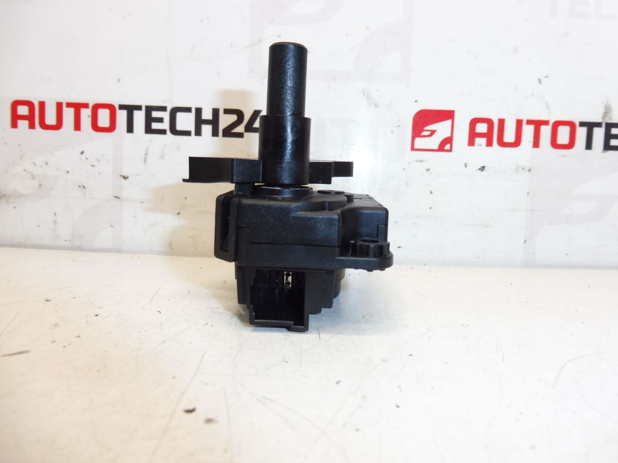 Ενεργοποιητής θερμαντήρα BEHR Citroën Z5509001 2706148A 647995 - Image 2