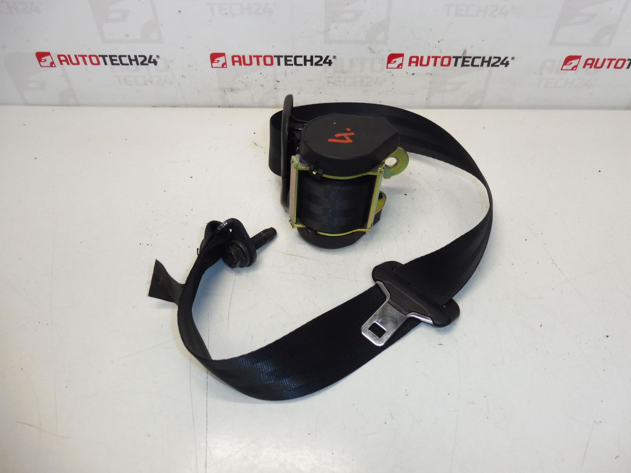 Πίσω μεσαία ζώνη Peugeot 407 96440737XX 8974HL