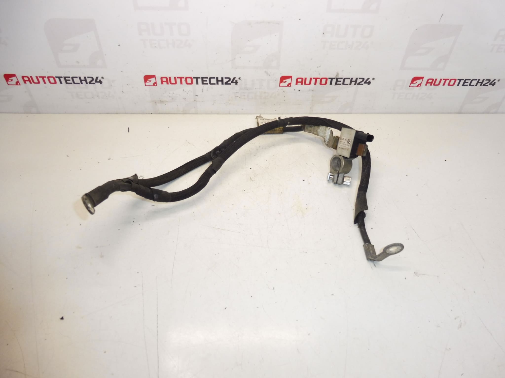 Αρνητική πλεξούδα κινητήρα Peugeot 9803673280 9678116380 5638WH