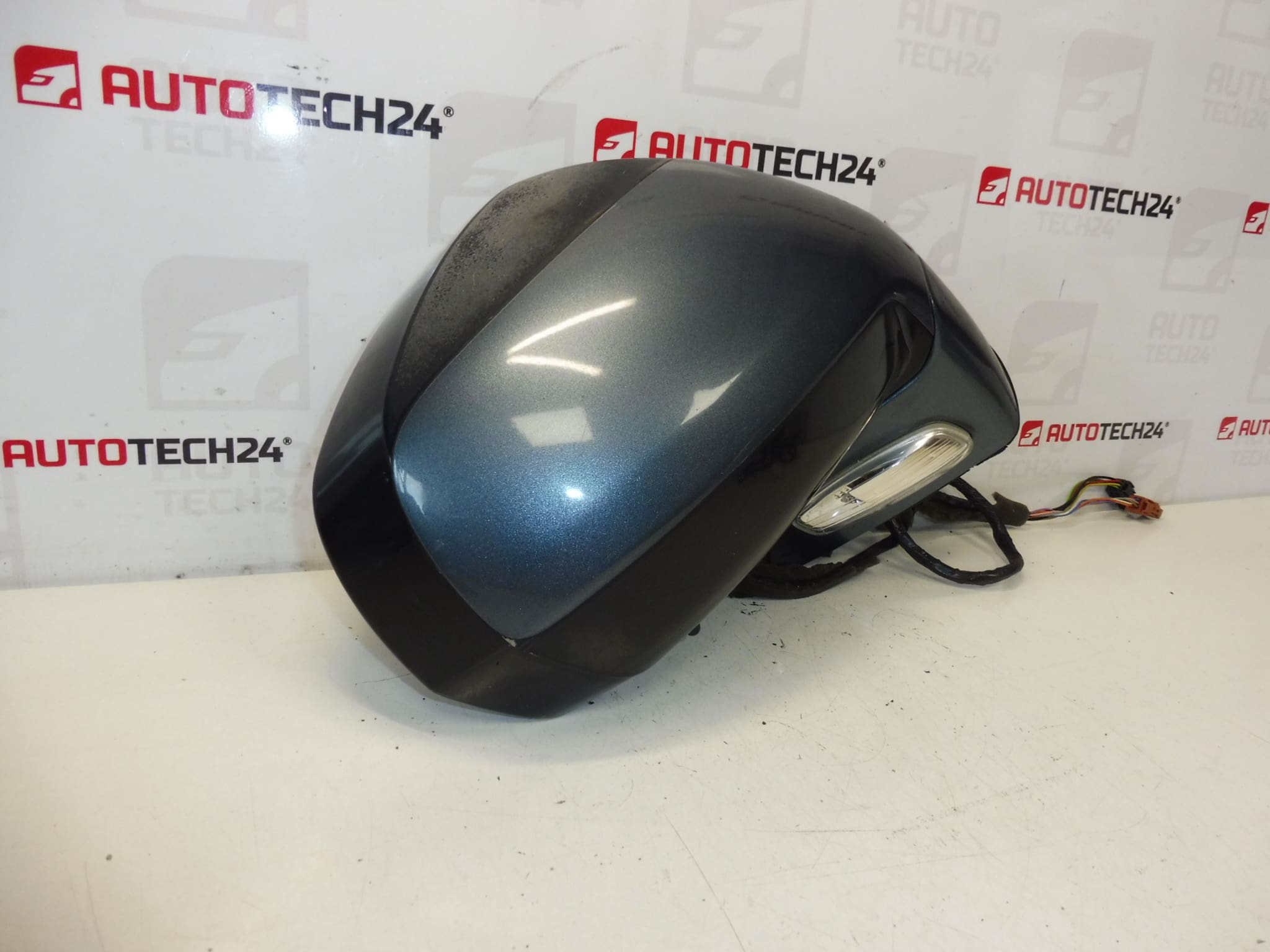 Δεξιός καθρέφτης EZWD Citroën C4 Picasso 96851525XY 8153VR