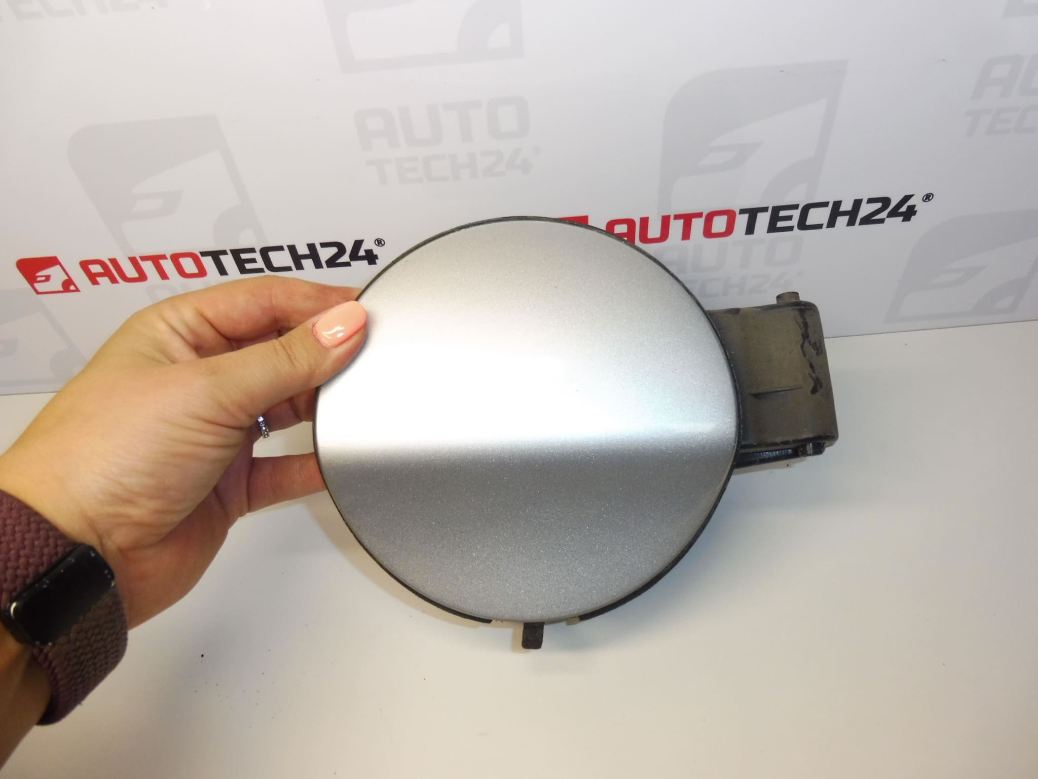 Καπάκι ρεζερβουάρ Citroën C4 B7 EZRC 9687310880 1517J1 1518F9 - Image 2