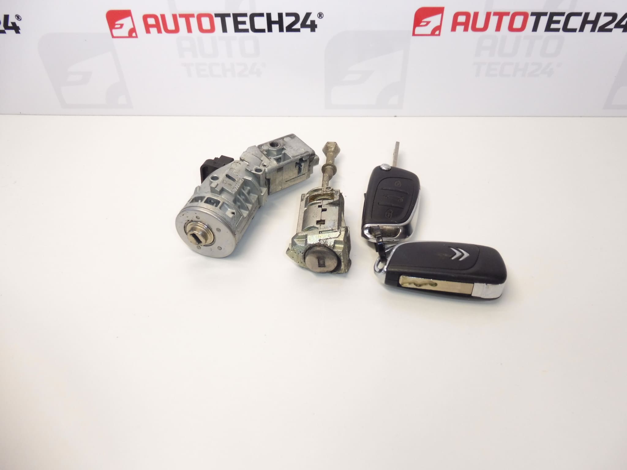 Σετ κλειδαριών και 2 κλειδιά Citroën C4 B7 4162WH 4162WK